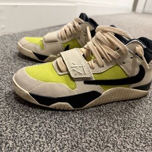 Jordan Travis Scott cactus jack jump a jack size 7.5 men’s beige green